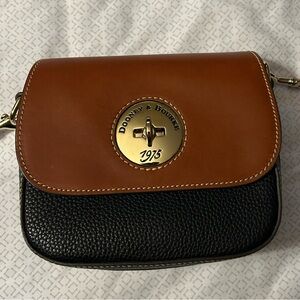Dooney & Bourke Pebble Turnlock Flap Saddle